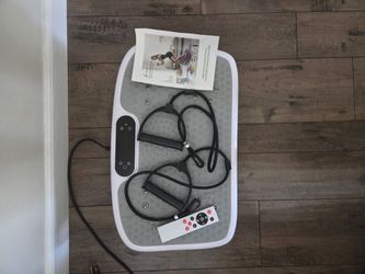Shaker board with straps