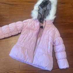 rain or snow girl jacket size 4T.          ( bag 3/4)