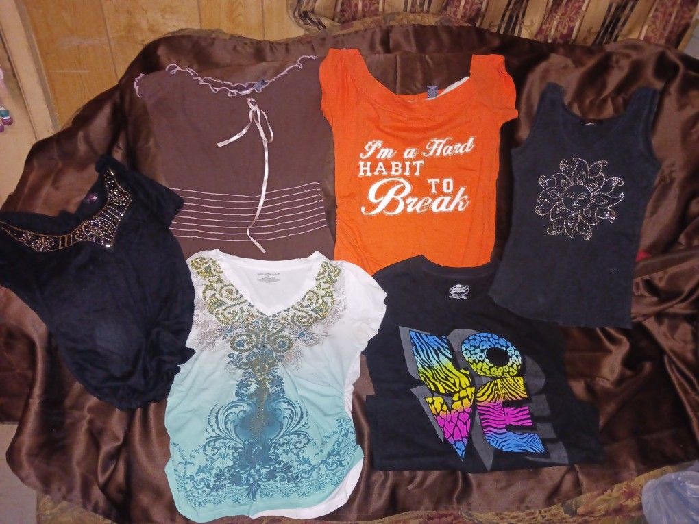 LADIES  MEDIUM BLOUSES $5 EACH