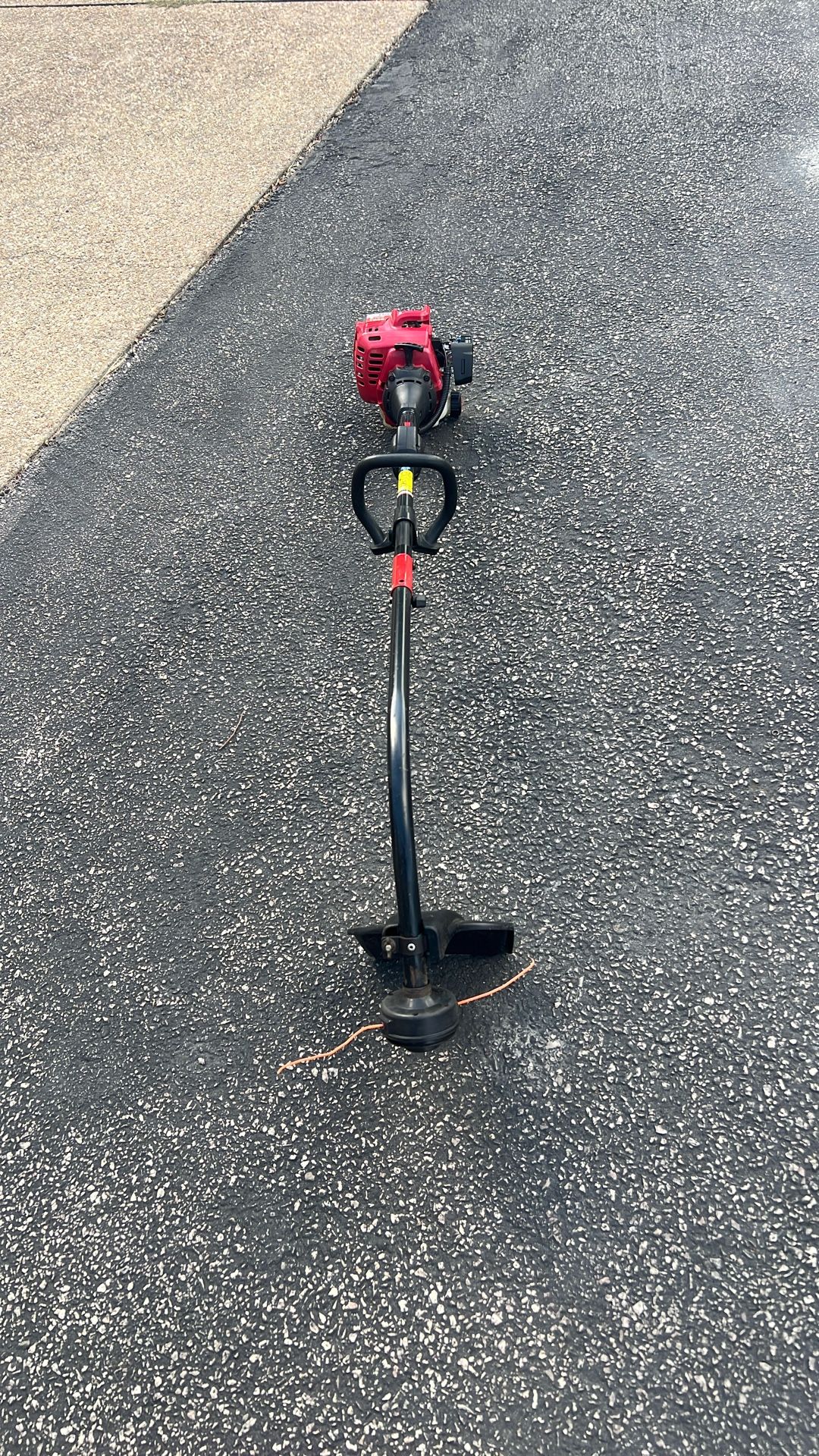 Troy-Bilt Trimmer