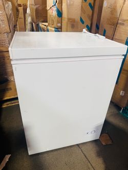 New 5.0 Cu.Ft Chest Freezer, Compact Freestanding Deep Freezer with 7 Level Adjustable Thermostat & Removable Basket,Top Opening, Low Noise(White) Ne