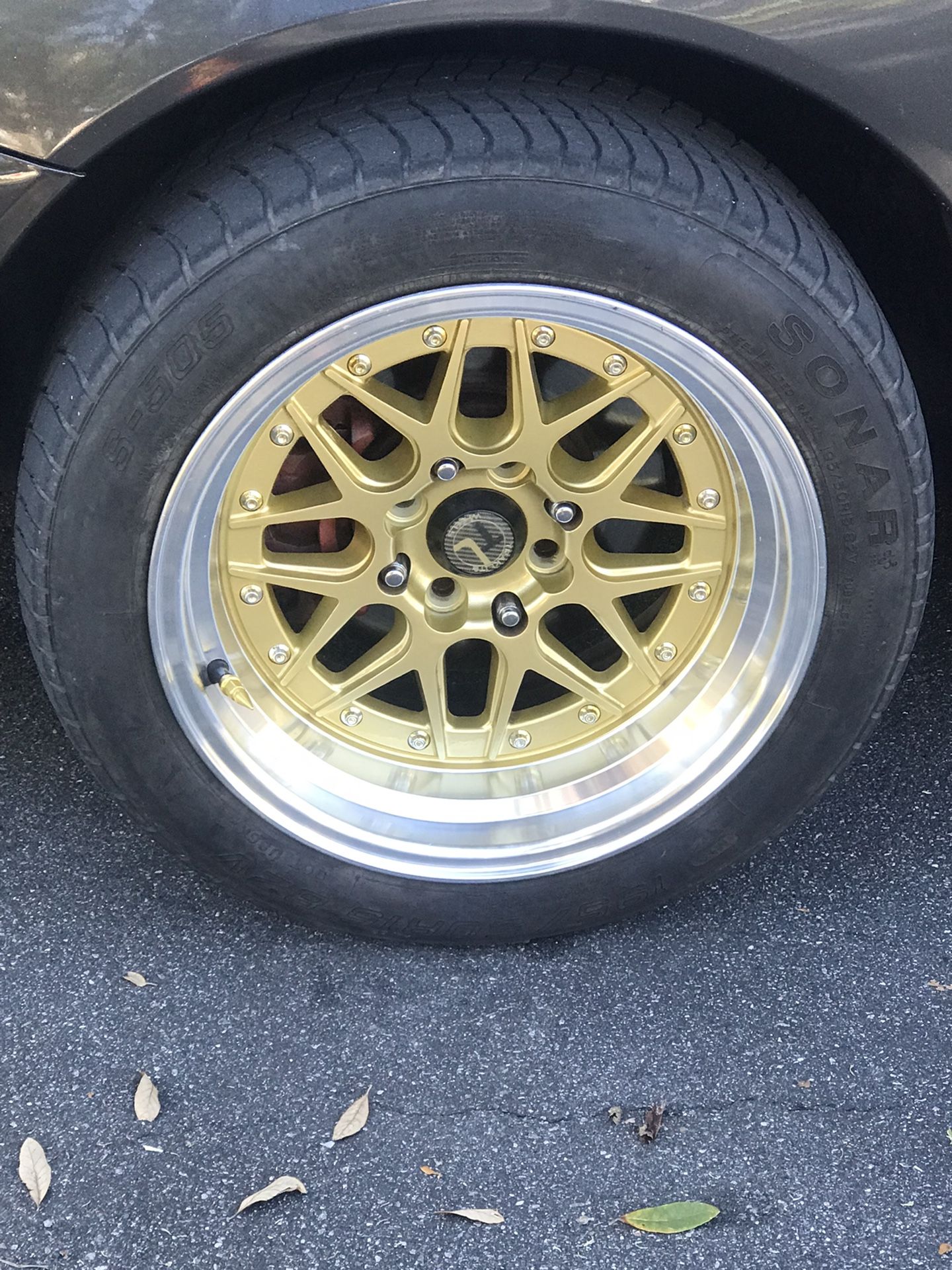 4 Rims 4 Lugs Good Condition For Trade O Sale