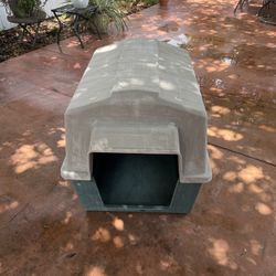 Large Dog 🐶 house 