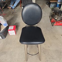 Swivel Bar Stool
