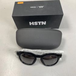 Oakley Meta - HSTN glasses - with Meta AI, Audio, Photo, Video Compatibility - Prizm Polarized Lenses - Black 