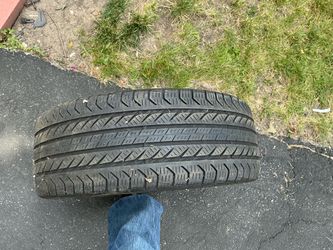 Fairly new Tire 225/45 R 18 95 h