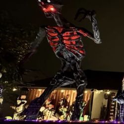 12 ft deadwood skeleton