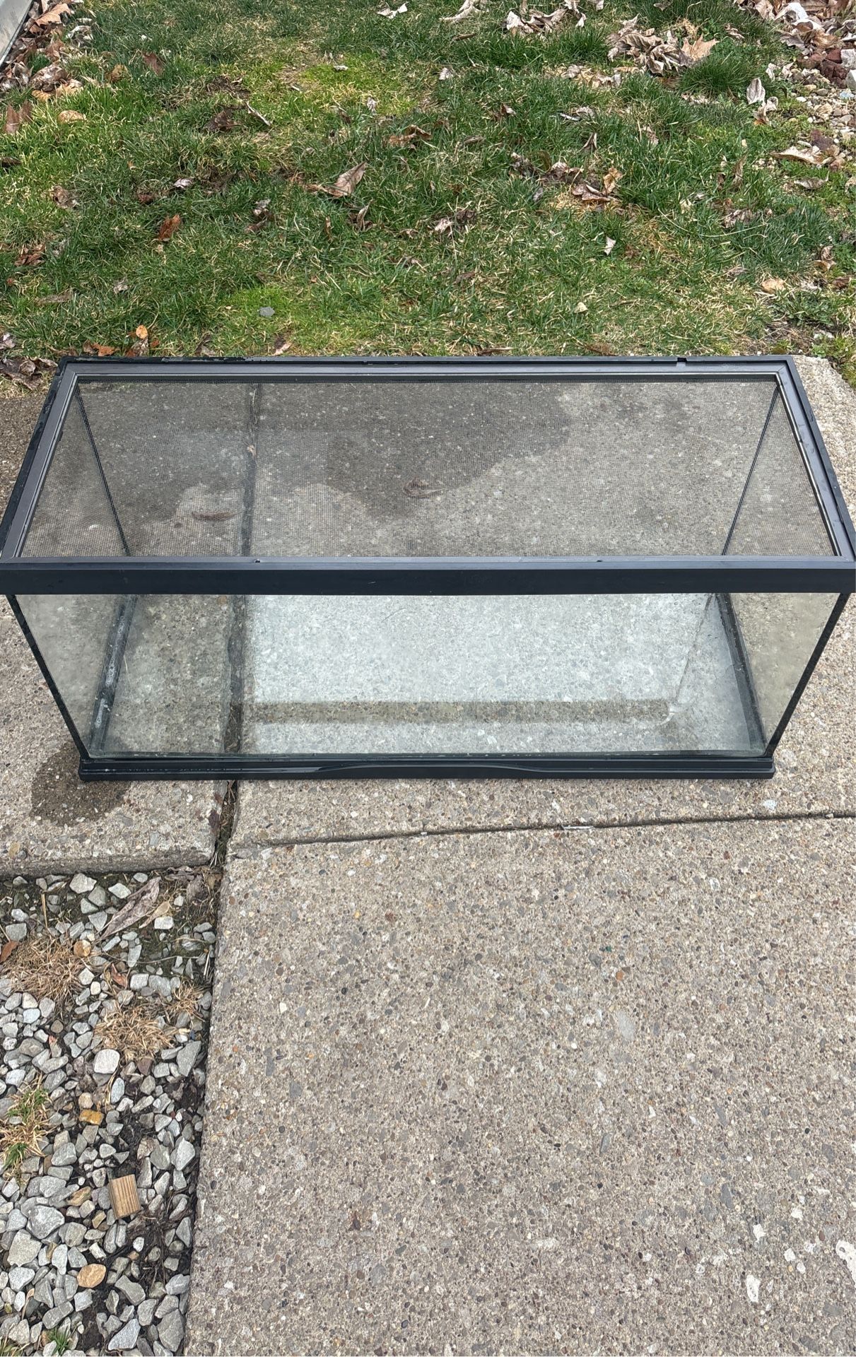 Reptile terrarium
