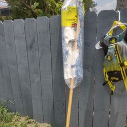 Mop New Was $20 Reduced To $15 In Donna Inside The City 