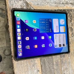 Ipad Pro 12.9” 4th Gen Wifi + Cellular UNLOCKED $420
