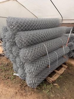 New Chainlink fence 6x50 feet 11.5g