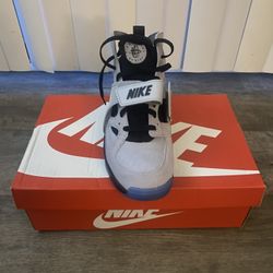 Nike Air Trainer Huarache white trainers. Size US 11 #sneakers #lifestyle