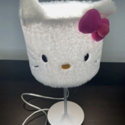 Hello kitty lamp