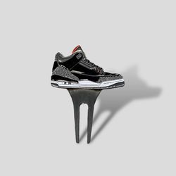 Jordan Divot Tool