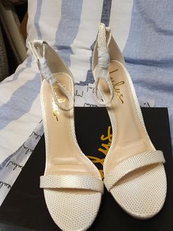 LuLus Size 6