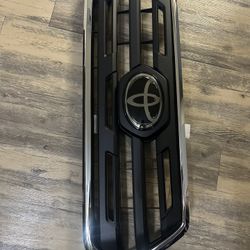Toyota Tacoma Grill