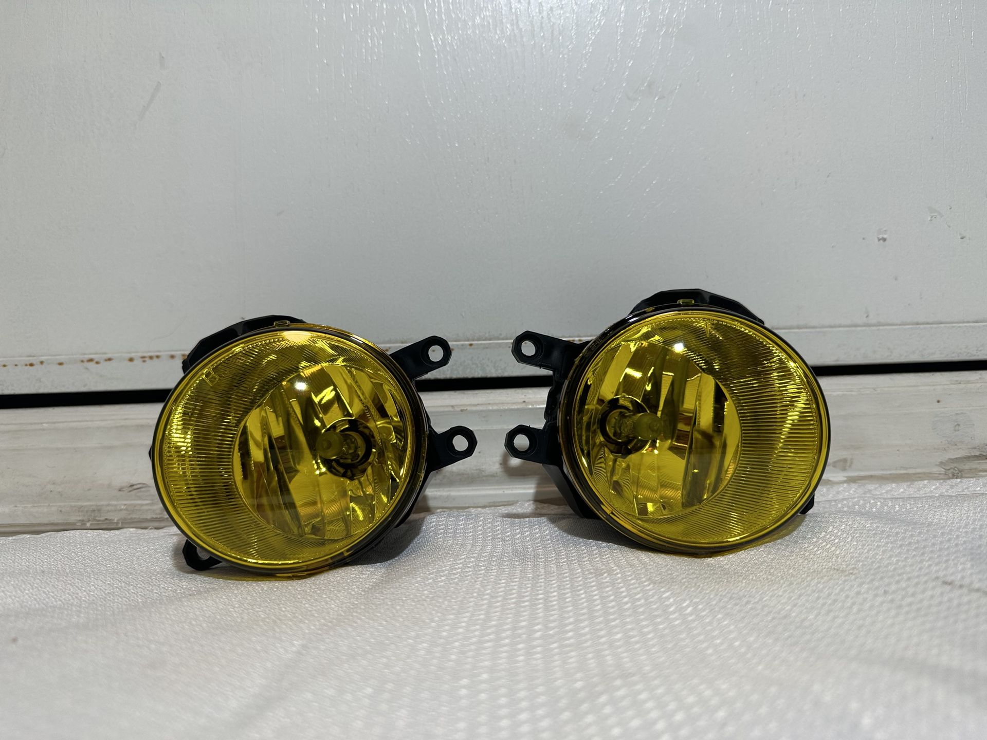 Toyota Corolla/Highlander Fog light Year 2014 to 2016