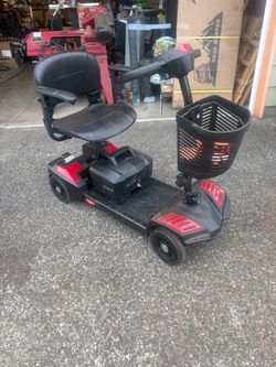 Mobile scooter and hitch rack
