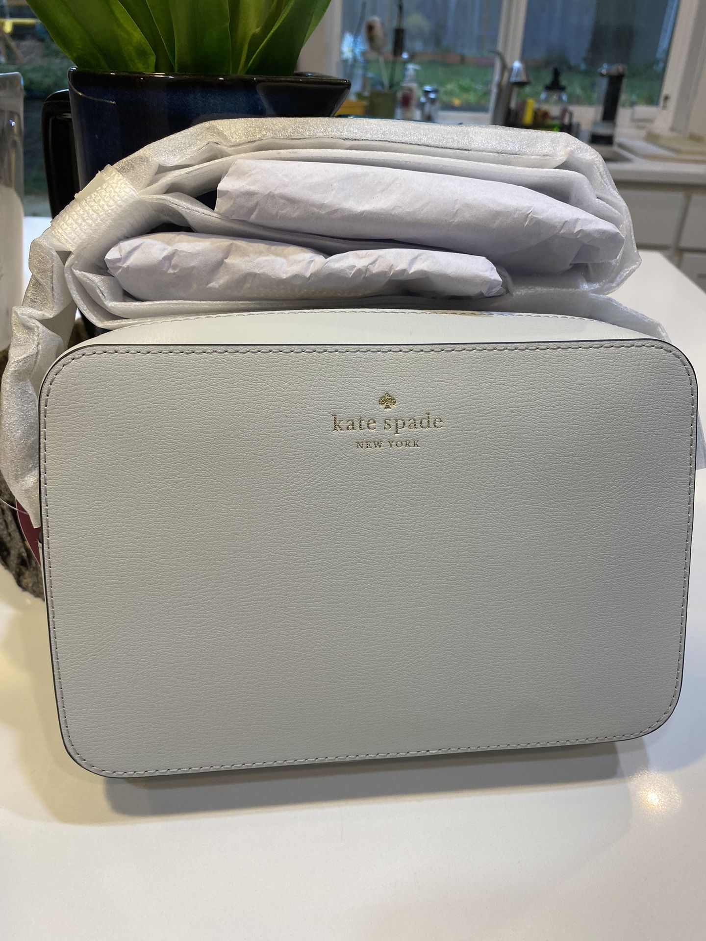 White Kate Spade Purse (new)