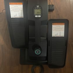 Cubii - JR2+ Seated Elliptical with Bluetooth
