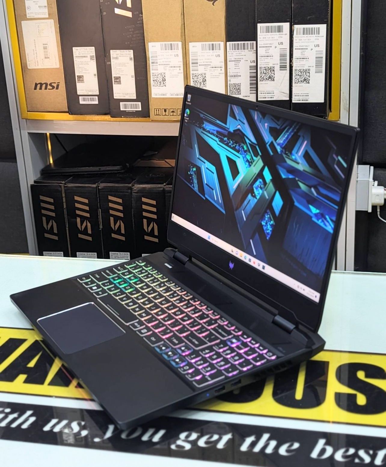 Acer Predator Helios 300 PH315-55-70ZV Laptop Computer