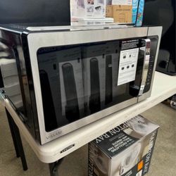 Vissani 1.5 cu. ft. Electric 1000-W Countertop Microwavewith in Black Stainless Steel with 6-Heating Functions 