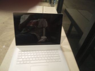 Mi Microsoft 15-in Snapdragon surface laptop