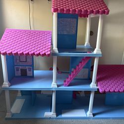 Barbie Doll House 