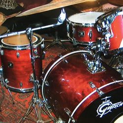 Gretsch Catalina maple kit with a Gretsch renown 57 Rag Tom