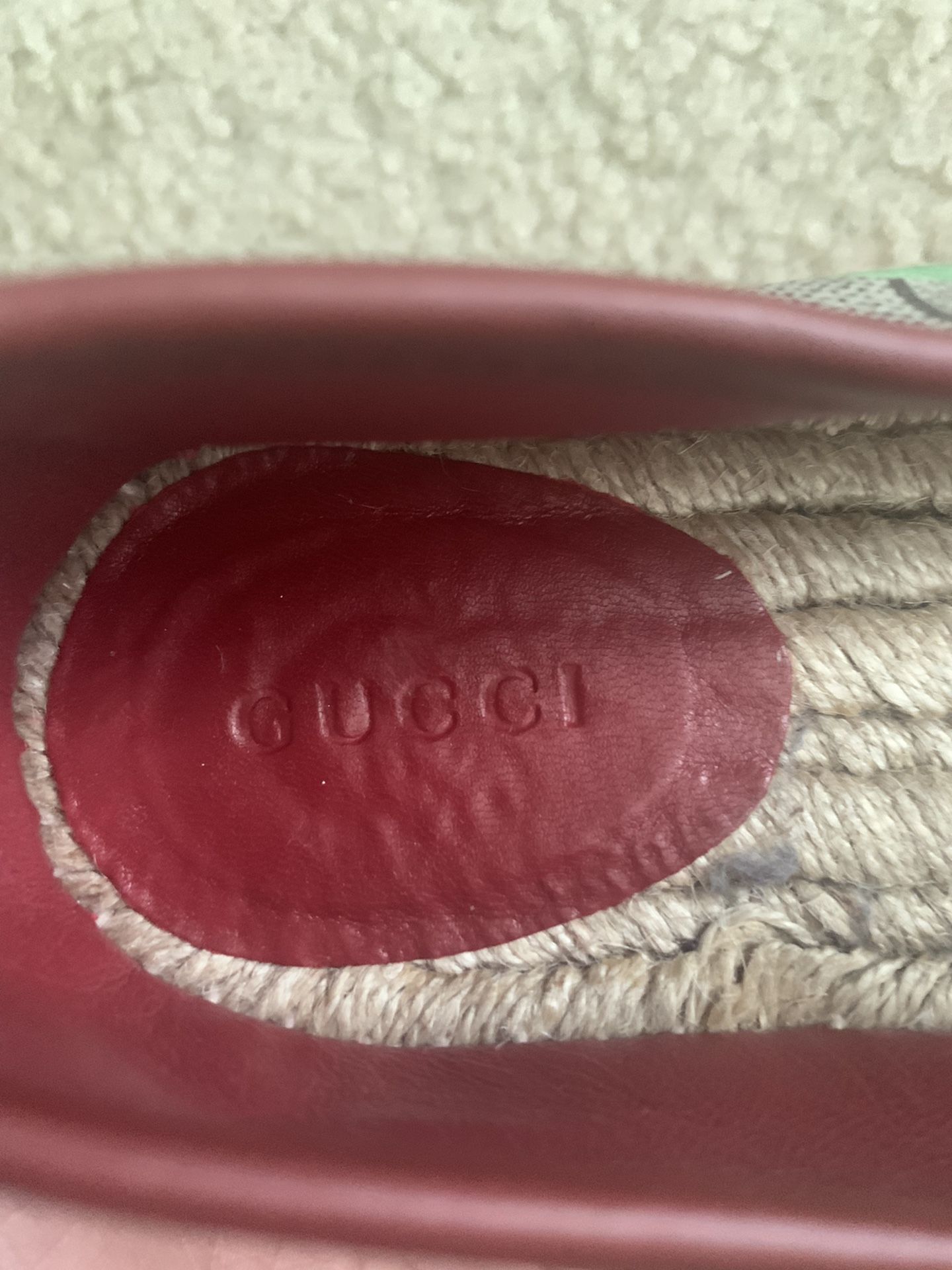 Gucci Slippers Rare Red Label Womens