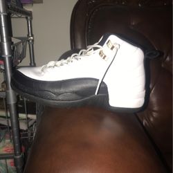 Jordan 12 Taxi