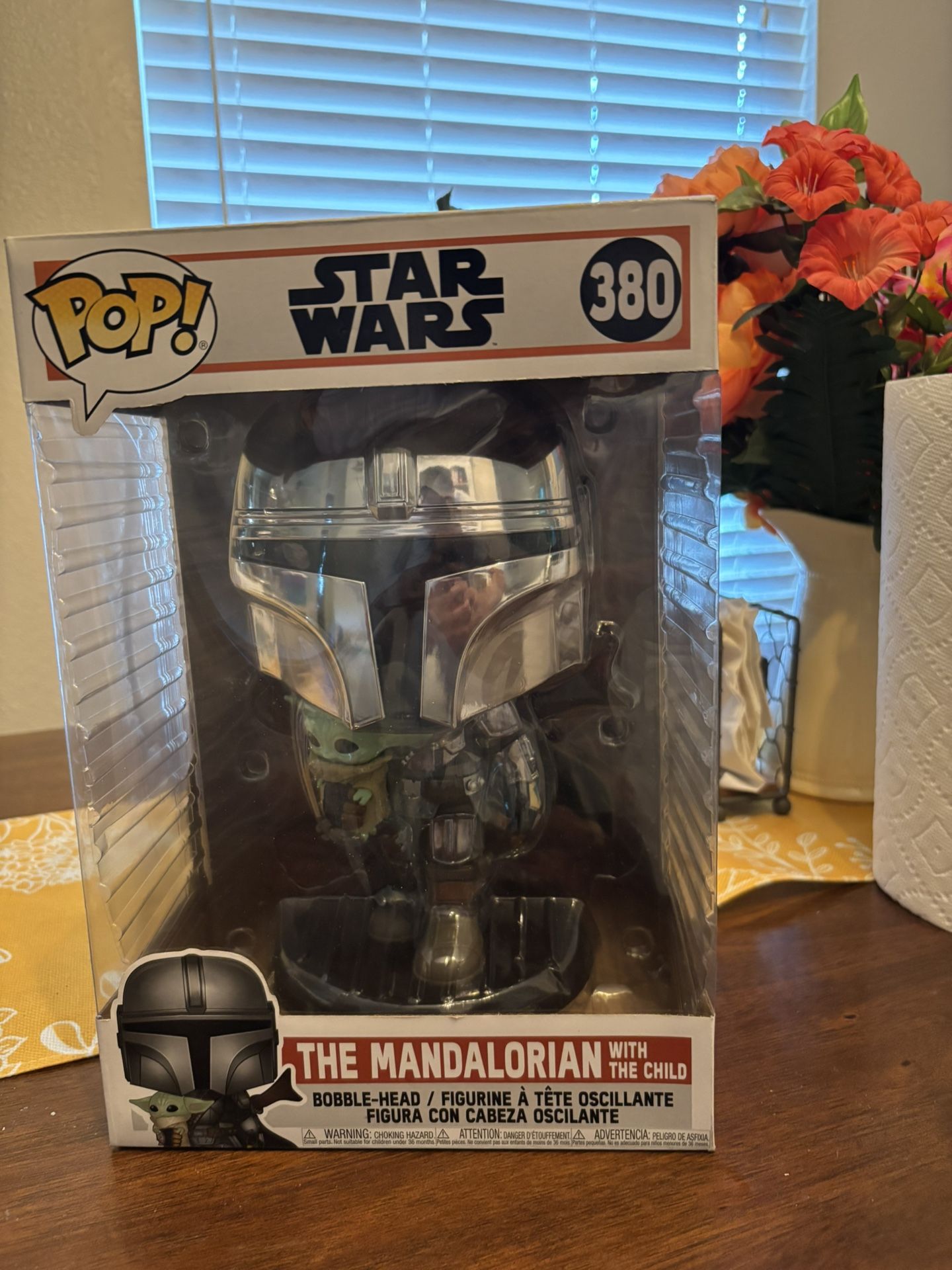 Funko Pop! Star Wars The Mandalorian with The Child