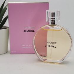 CHANEL 

CHANCE Eau de Toilette

1.7 fl 