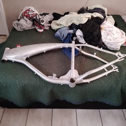 Brandi New gas frame for 2sl stroke motorized bike