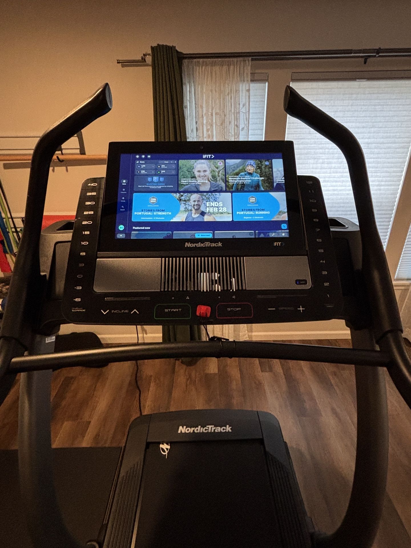 MOVING Must Go: Nordic Track Treadmill-Commercial X22i + Weight Set