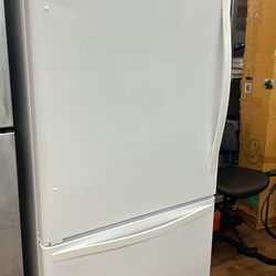 Whirlpool Refrigerator For Sale!! 