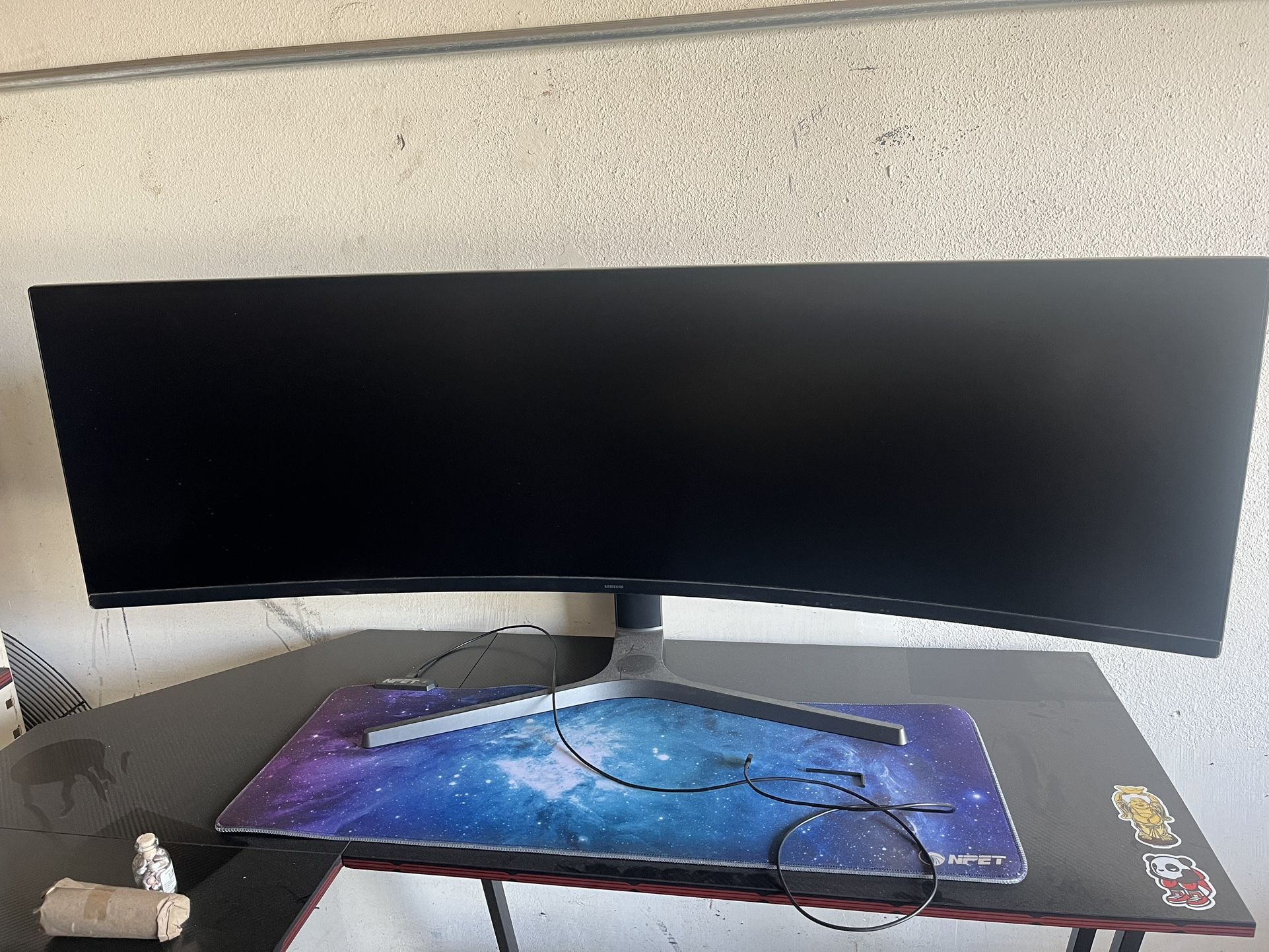 Samsung - Odyssey CRG9 49” Curved Dual QHD FreeSync And G-Sync Gaming Monitor - Black