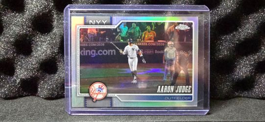 2026 Topps Chrome Aaron Judge Image Variation Refractor SSP #100