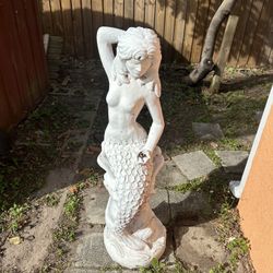Mermaid Statue 