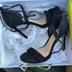 30$ SIZE 6.5 GIANNI BINI HEELS 3-4INCH WRAPS