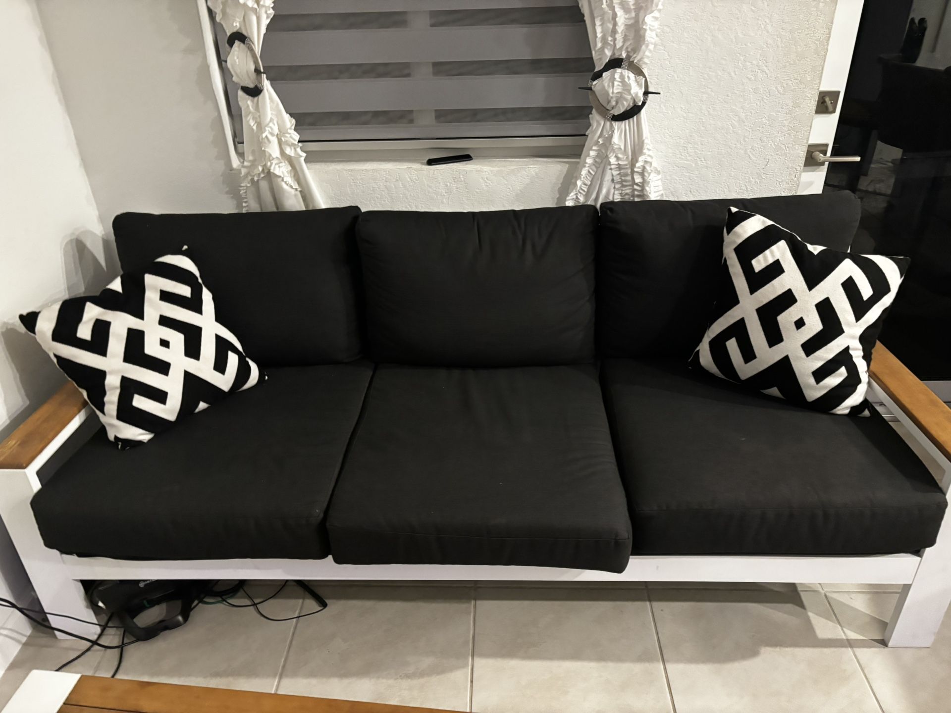 4 Piece Outdoor Sofa Seating Set