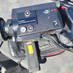 Vintage Canon Zoom 512 XL Electronic 