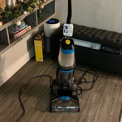Bissel Carpet Cleaner Vacuum 