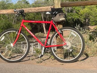 Raleigh MT200 Mountain Bike