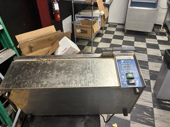 Restaurant steamer