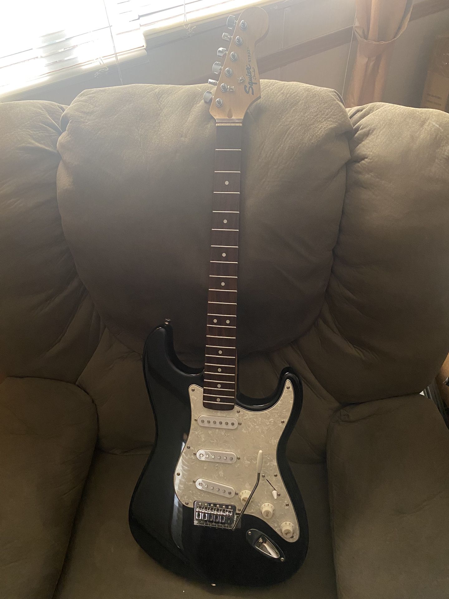Squire Strat by Fender Series CXS 2006 and gig bag
