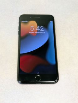 iPhone 7 plus black 32 GB, fully functional, great condition