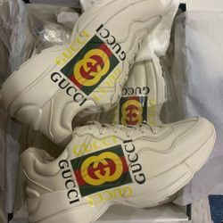 GUCCI Rhyton Sneakers