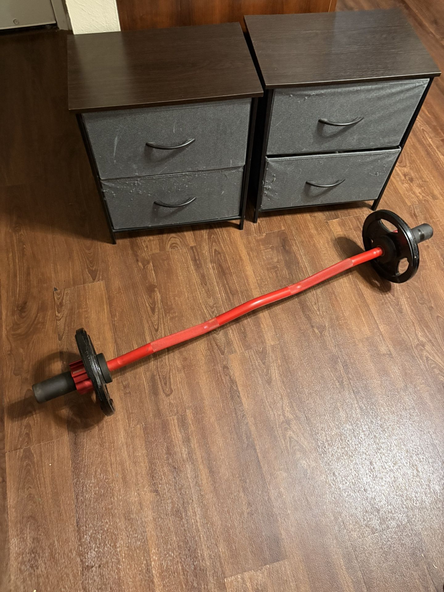 Curl Bar Plates Included