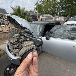 Llaves De Autos / Car Keys And Remotes 